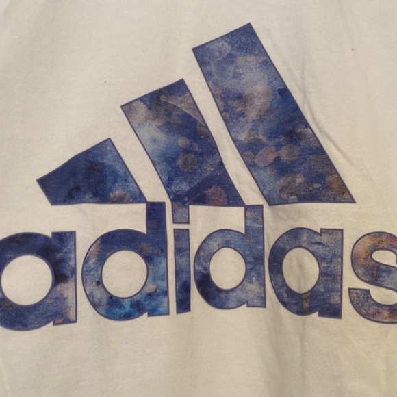 Adidas tshirt - Picture 3 of 3